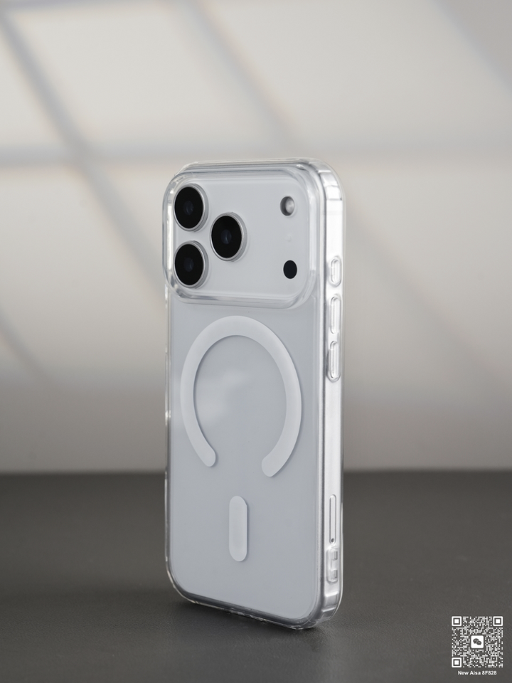 iPhone 17 MagSafe Clear Case – Sleek & Transparent Shield