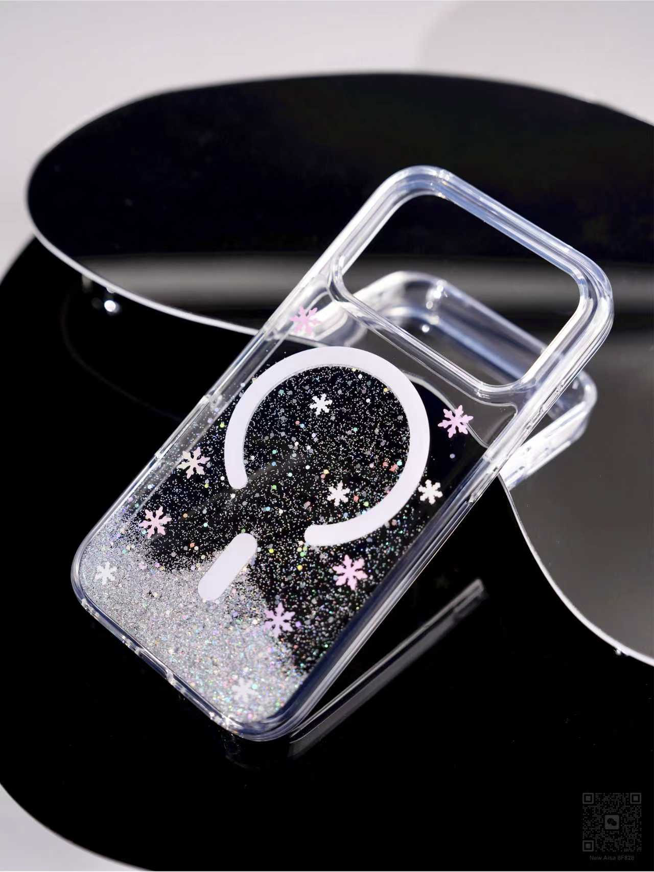 iPhone 17 MagSafe Glitter Case – Sparkle with Every Snap