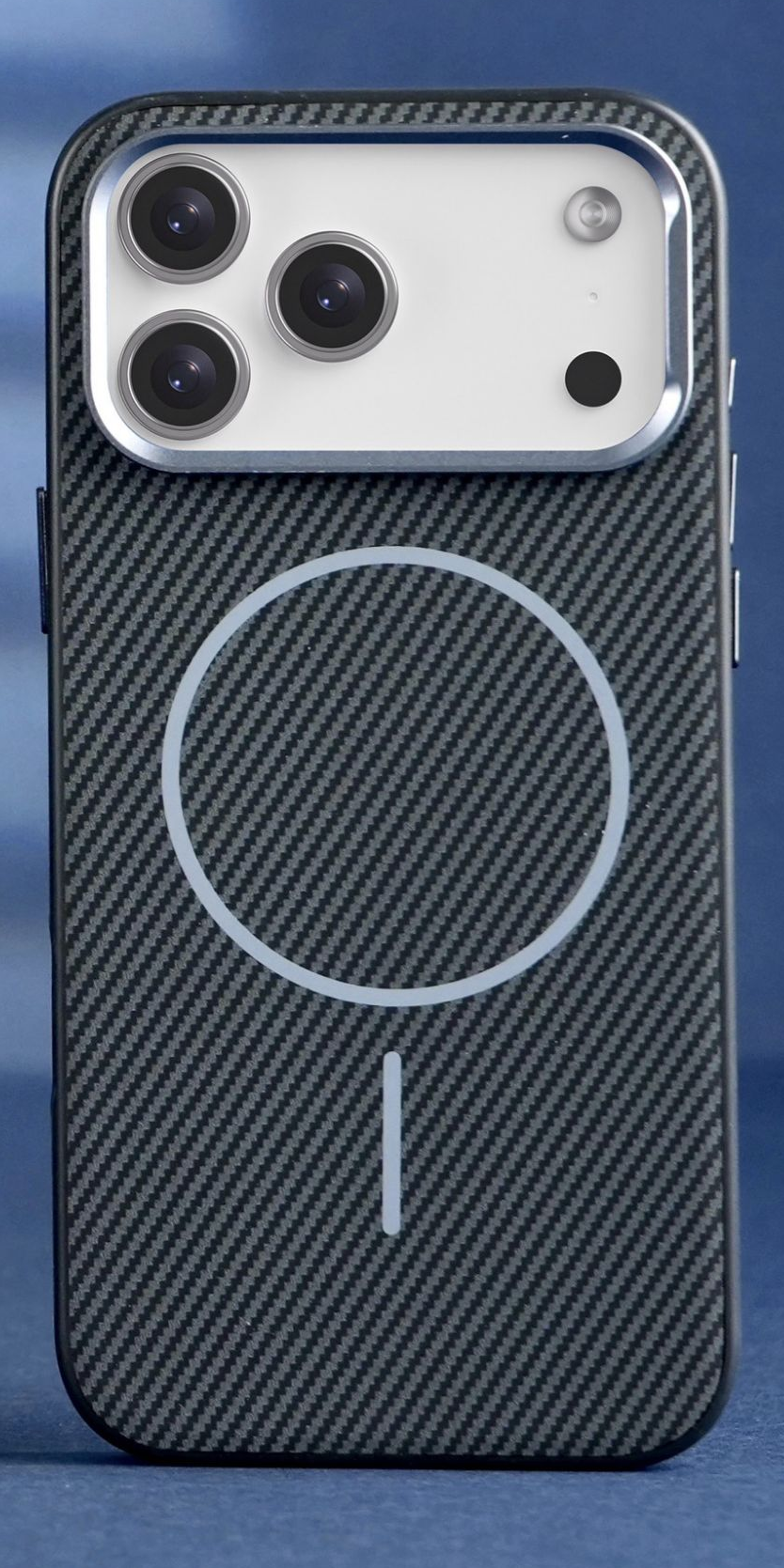 iPhone 17 MagSafe Leather Dragon Design Case – Bold Power & Style